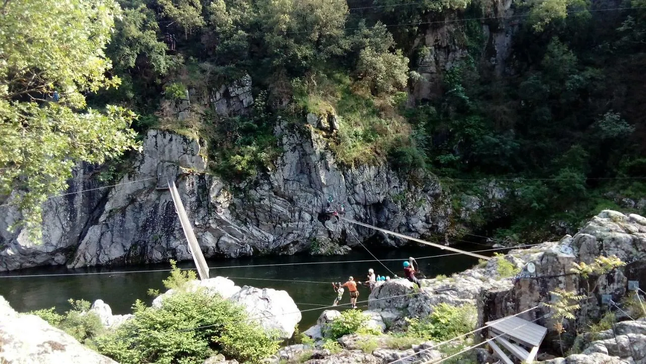 Campsite Les Soleillas Pour Votre Zen'Ittude Chalencon