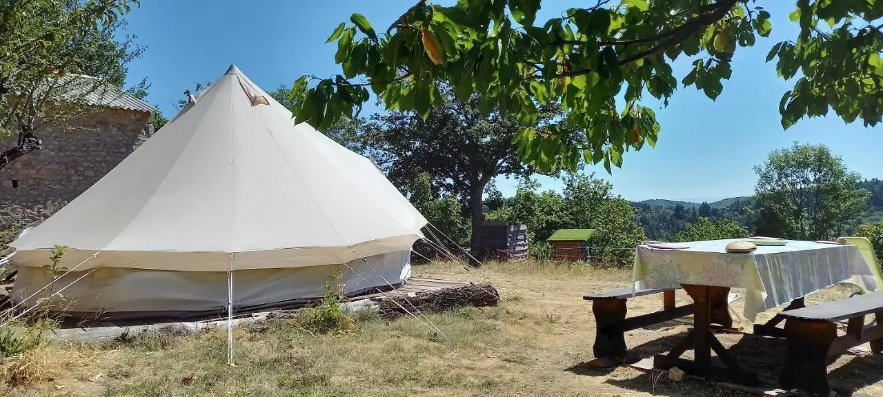 Les Soleillas Pour Votre Zen'Ittude Chalencon Campsite