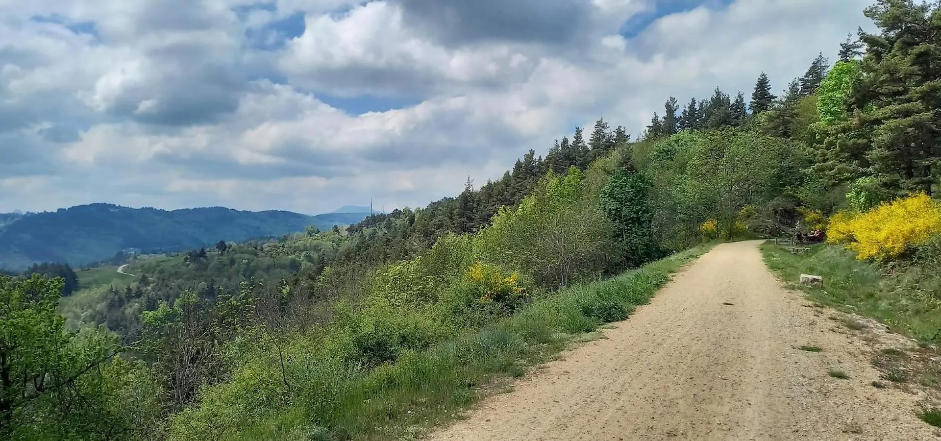 Campsite Les Soleillas Pour Votre Zen'Ittude Chalencon France